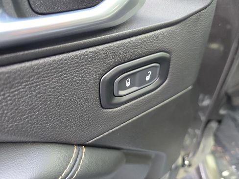 Used 2024 Jeep Wrangler Sahara w/ Safety Group image 16