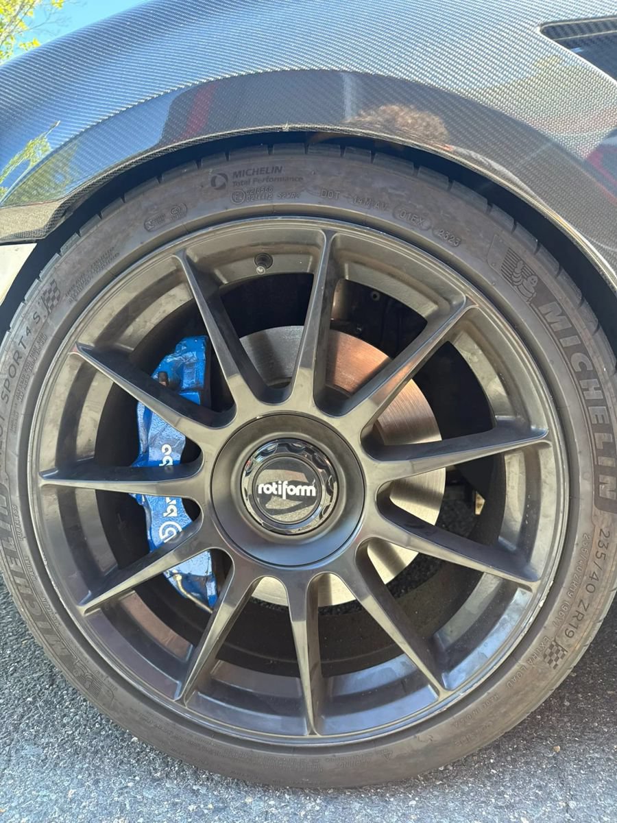 Used 2013 Volkswagen Golf R 4-Door AWD/4WD image 6