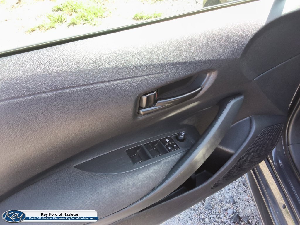 Used 2024 Toyota Corolla LE FWD image 18