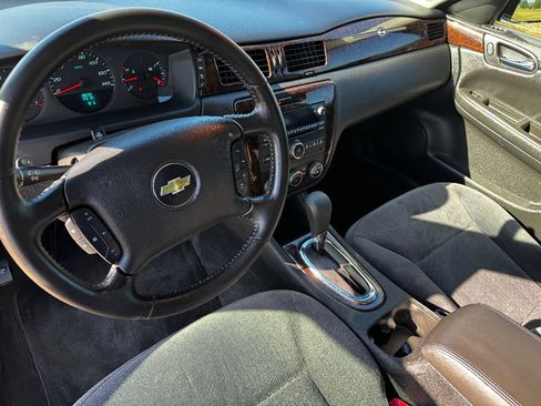 Used 2014 Chevrolet Impala Limited LS image 10
