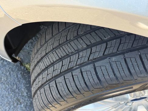 Used 2013 Ford Fusion SE FWD image 19