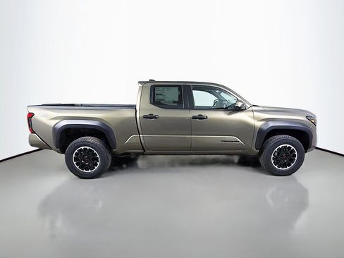 New 2026 Toyota Tacoma TRD Off-Road AWD/4WD image 4