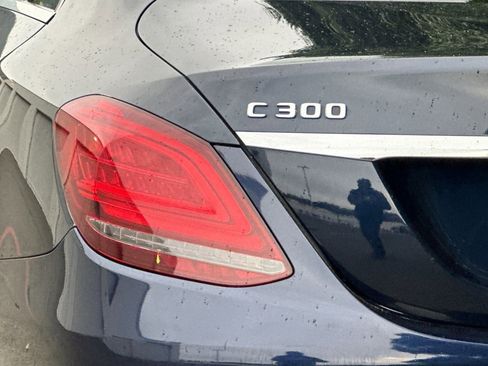 Used 2019 Mercedes-Benz C 300 Sedan image 12