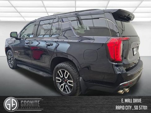 Used 2024 GMC Yukon AT4 w/ Technology Package image 3