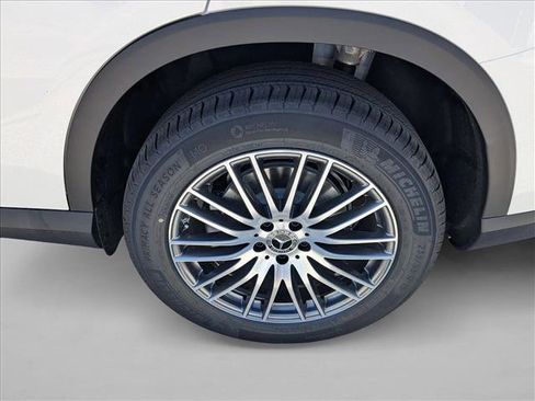 New 2026 Mercedes-Benz GLC 300 4MATIC image 9