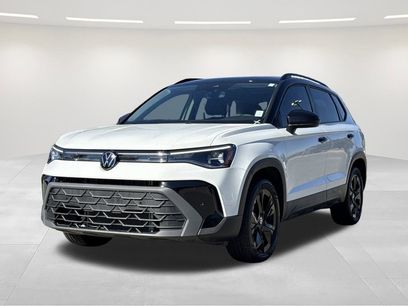 Used 2025 Volkswagen Taos SE