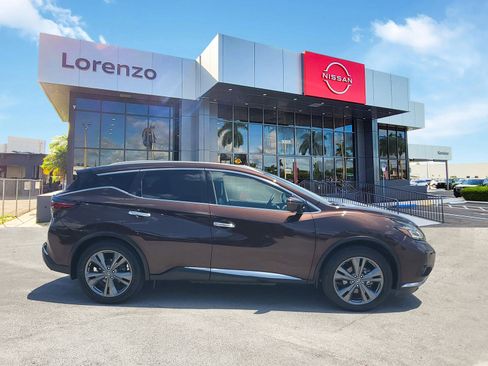 Used 2021 Nissan Murano Platinum w/ Cargo Package FWD image 4