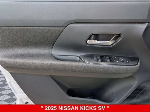 Certified 2025 Nissan Kicks SV AWD/4WD image 11