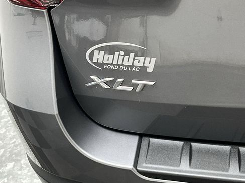 Used 2022 Ford Explorer XLT AWD/4WD image 31