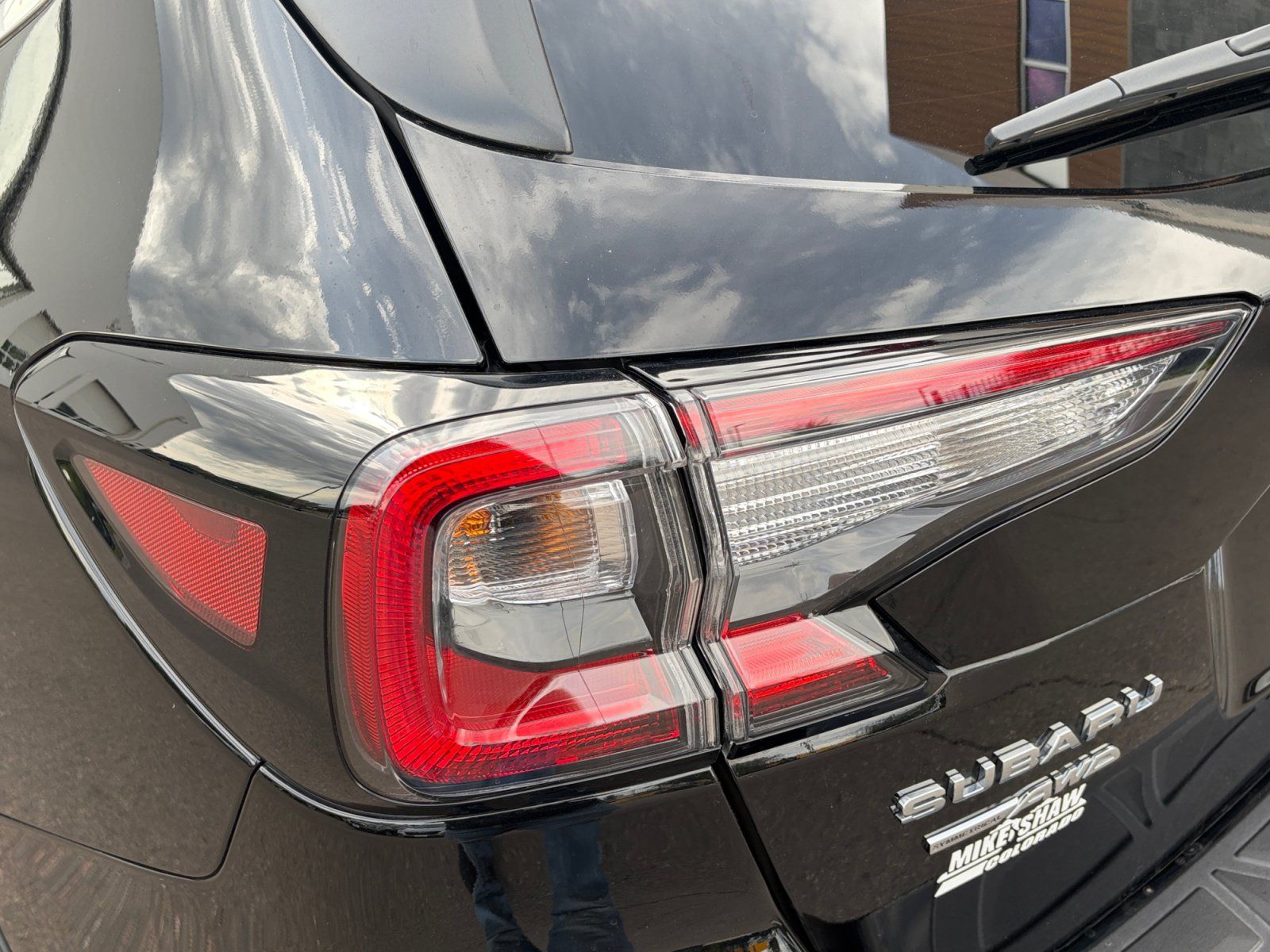 Certified 2025 Subaru Outback Limited AWD/4WD image 29