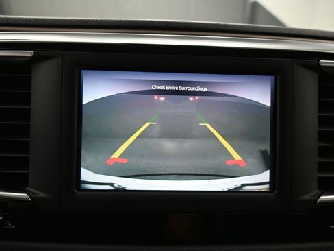Used 2023 Chrysler Voyager LX FWD image 14