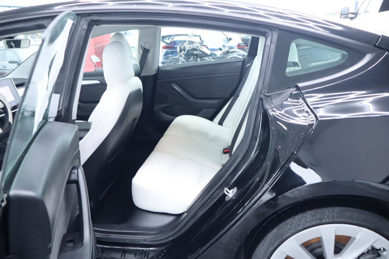 Used 2021 Tesla Model 3 Long Range AWD/4WD image 27