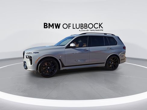 Used 2026 BMW X7 xDrive40i w/ Executive Package image 5