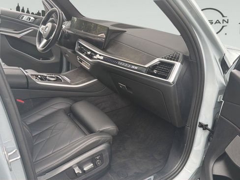 Used 2024 BMW X5 xDrive40i w/ M Sport Package AWD/4WD image 39