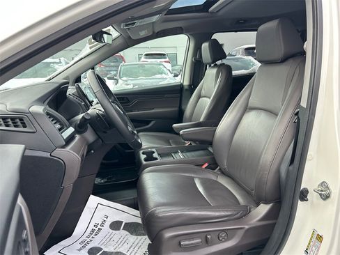 Used 2018 Honda Odyssey EX-L image 16