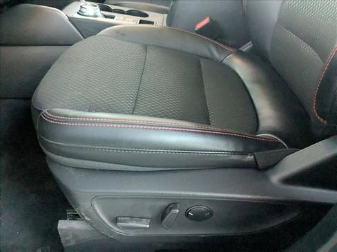 Used 2025 Ford Escape ST-Line w/ Tech Pack #1 image 4