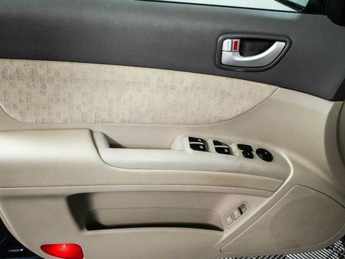 Used 2006 Hyundai Sonata LX FWD image 6