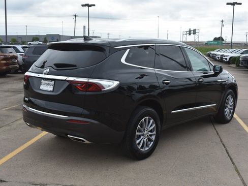 Used 2024 Buick Enclave Premium AWD/4WD image 5
