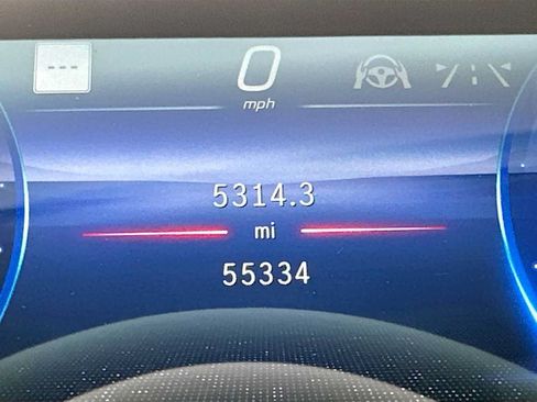 Used 2022 Mercedes-Benz EQS 580 4MATIC Sedan image 12