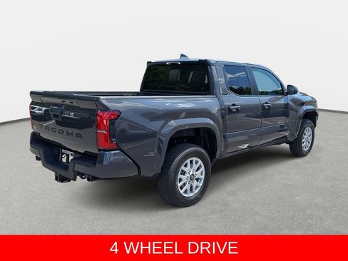 Used 2024 Toyota Tacoma SR5 AWD/4WD image 5