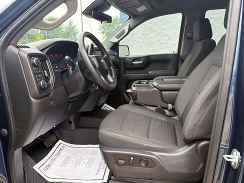 Used 2023 Chevrolet Silverado 1500 Custom w/ LPO, Dark Essentials Package AWD/4WD image 13