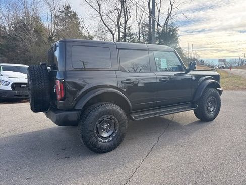 New 2025 Ford Bronco Outer Banks w/ Sasquatch Package image 3