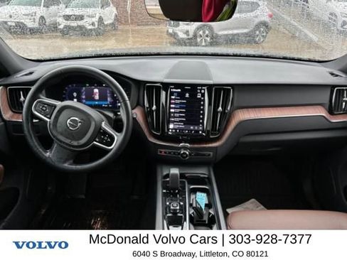 Used 2023 Volvo XC60 B5 Plus w/ Climate Package image 3