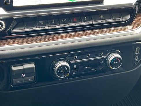 New 2026 GMC Sierra 2500 SLE AWD/4WD image 22