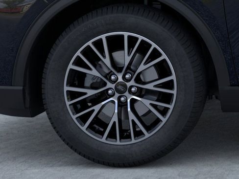 New 2025 Ford Escape SE image 19