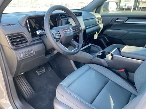 New 2026 GMC Terrain AT4 AWD/4WD image 26