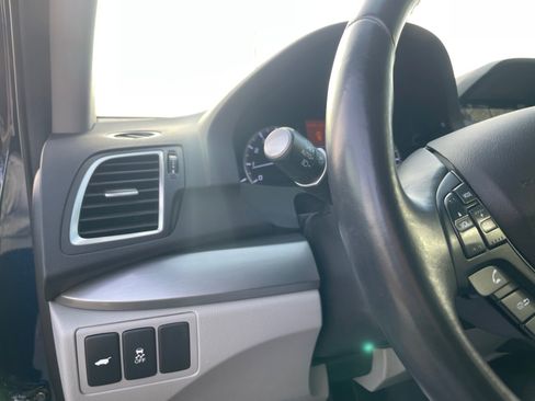 Used 2016 Acura RDX AWD w/ Technology Package image 25