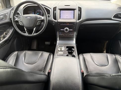 Certified 2019 Ford Edge Titanium w/ Equipment Group 301A FWD image 47