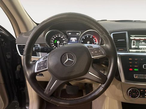 Used 2015 Mercedes-Benz GL 450 4MATIC image 10