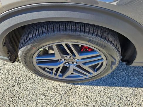 New 2026 Ford Explorer ST-Line w/ ST-Line Street Pack image 18