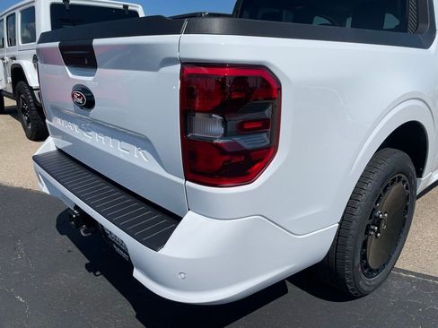 New 2025 Ford Maverick Lobo image 32