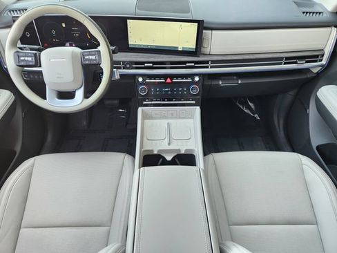 Used 2025 Hyundai Santa Fe Calligraphy FWD image 19