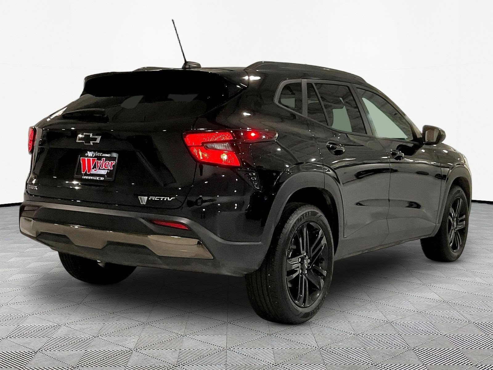 Used 2026 Chevrolet Trax ACTIV w/ Driver Confidence Package FWD image 6