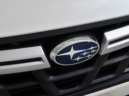 Used 2023 Subaru Crosstrek 2.0i Premium image 21