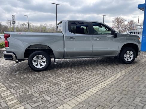 Used 2025 Chevrolet Silverado 1500 LT AWD/4WD image 6