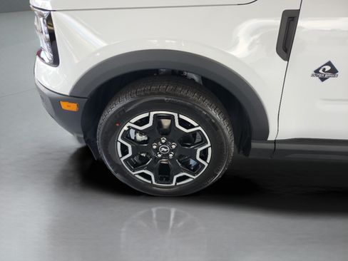 New 2026 Ford Bronco Sport Outer Banks w/ Outer Banks Tech Package+ AWD/4WD image 25