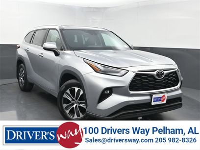 Used 2023 Toyota Highlander XLE