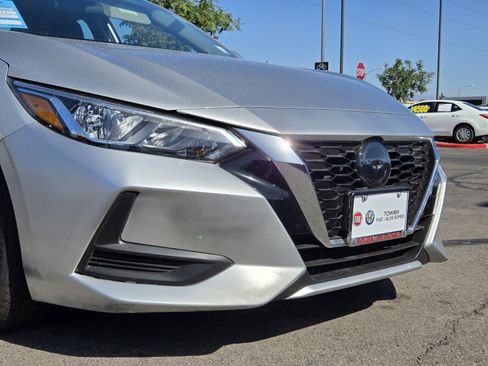 Used 2022 Nissan Sentra SV w/ All-Weather Package FWD image 8