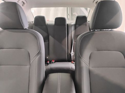 Used 2025 Nissan Sentra S image 19