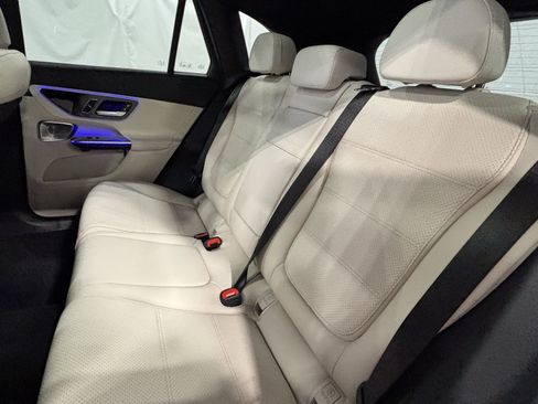 New 2027 Mercedes-Benz GLC 300 4MATIC image 25
