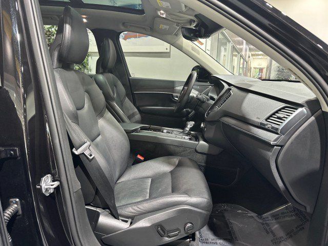 Used 2020 Volvo XC90 T5 Momentum w/ Protection Package Premier FWD image 58