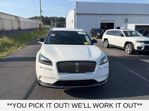 Used 2022 Lincoln Corsair FWD w/ Equipment Group 101A image 2