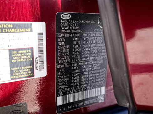 Used 2017 Land Rover Range Rover Sport HSE image 34