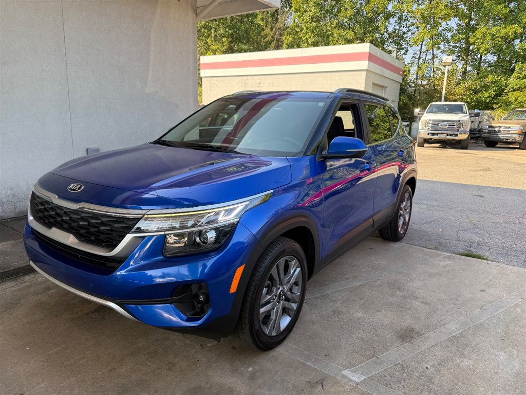 Used 2021 Kia Seltos S FWD image 13