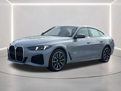 New 2026 BMW 430i w/ M Sport Package image 23