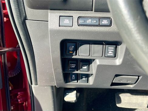 Used 2022 Nissan Frontier PRO-4X w/ Pro-4X Premium Package image 10